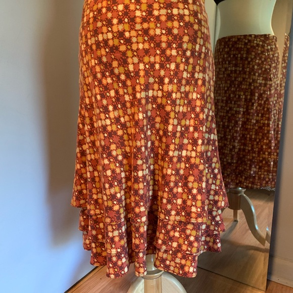 Sigurd Olsen silk short ruffle skirt. Size 6 - Picture 1 of 4